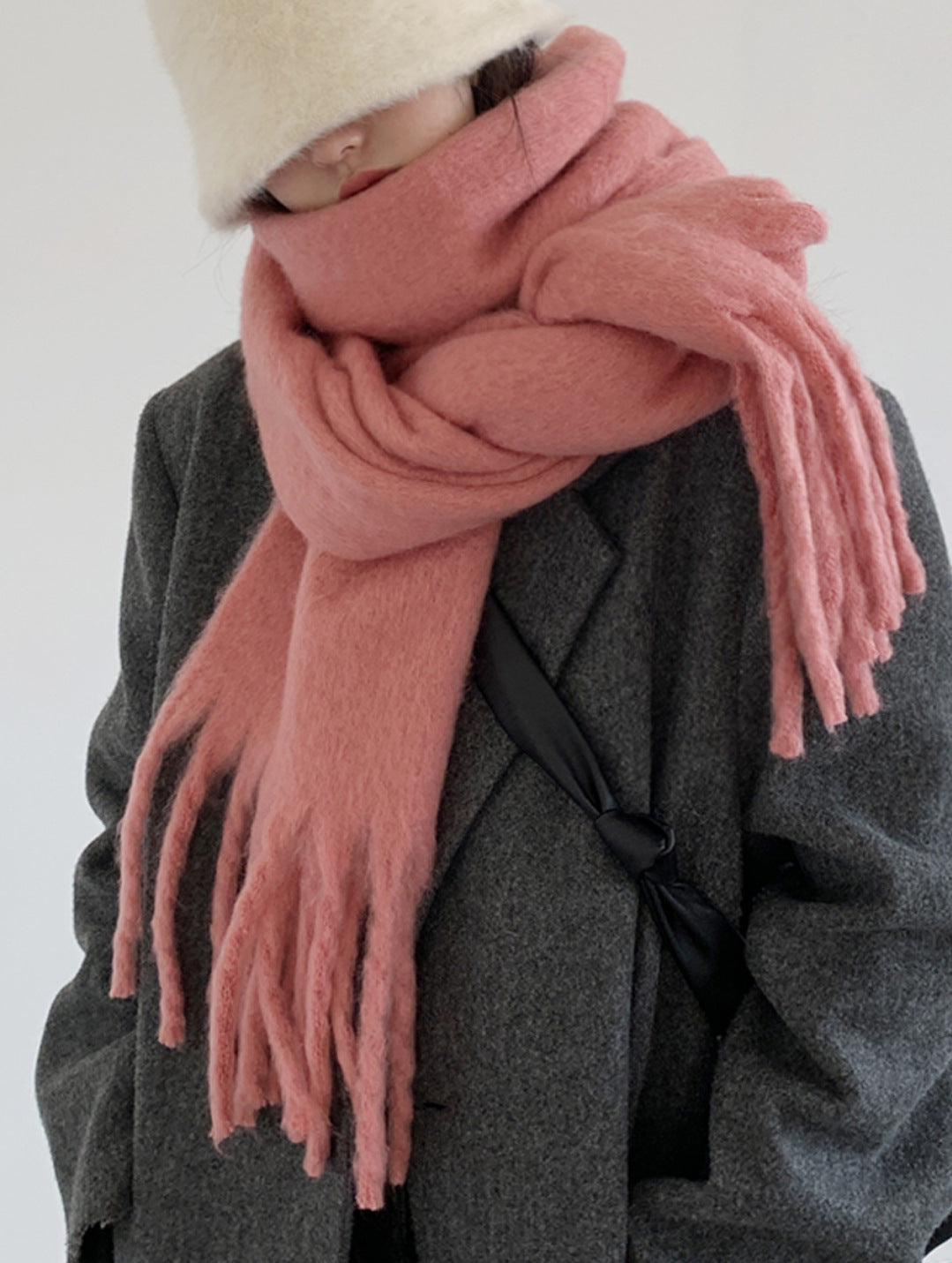 Soft scarf in cashmere look with fringes, 230 cm