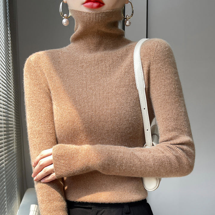Women's knitted pullover with stand-up collar, fitted