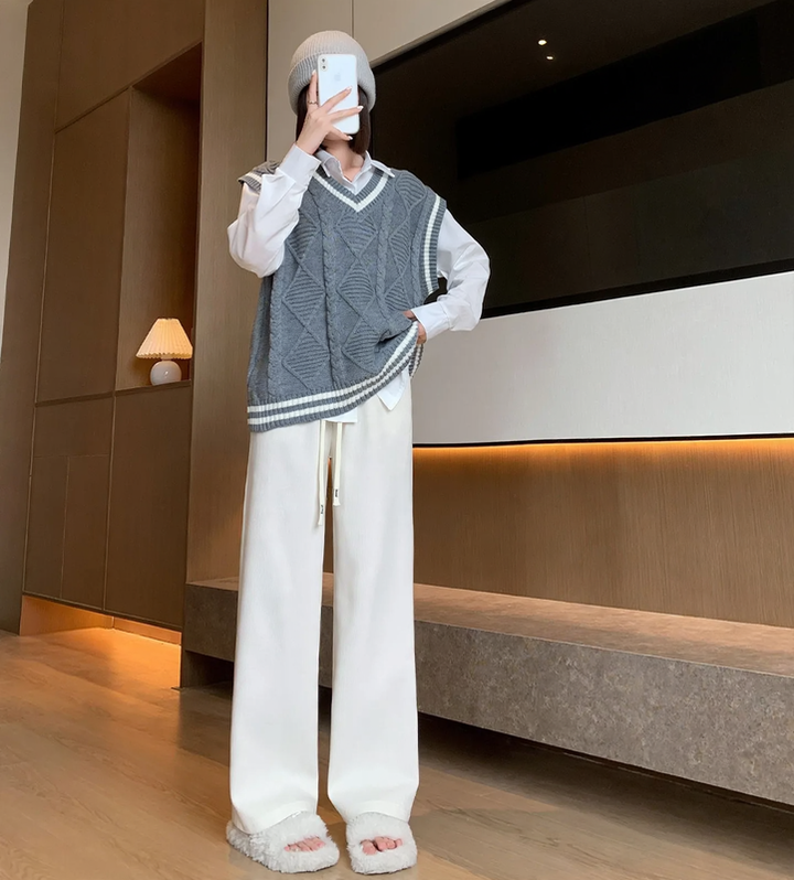 Loose corduroy pants with drawstring for women