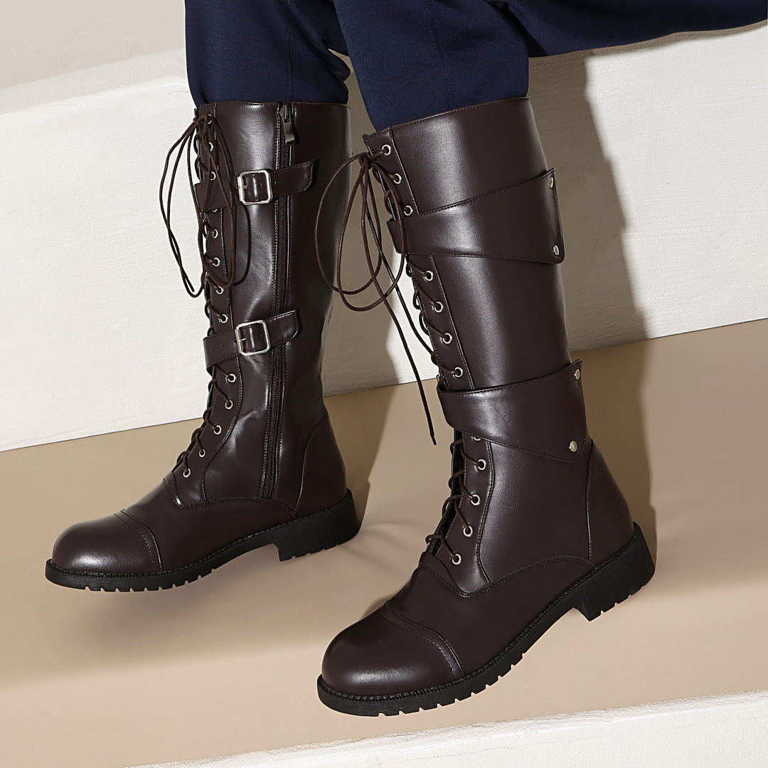 Men's boots with buckles and lacing