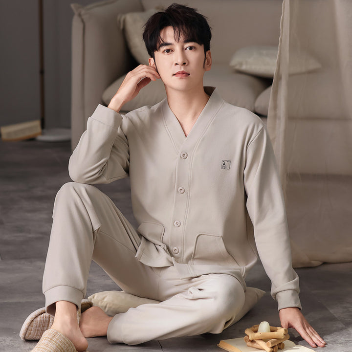 Warmer men's house suit made of thermostat fabric