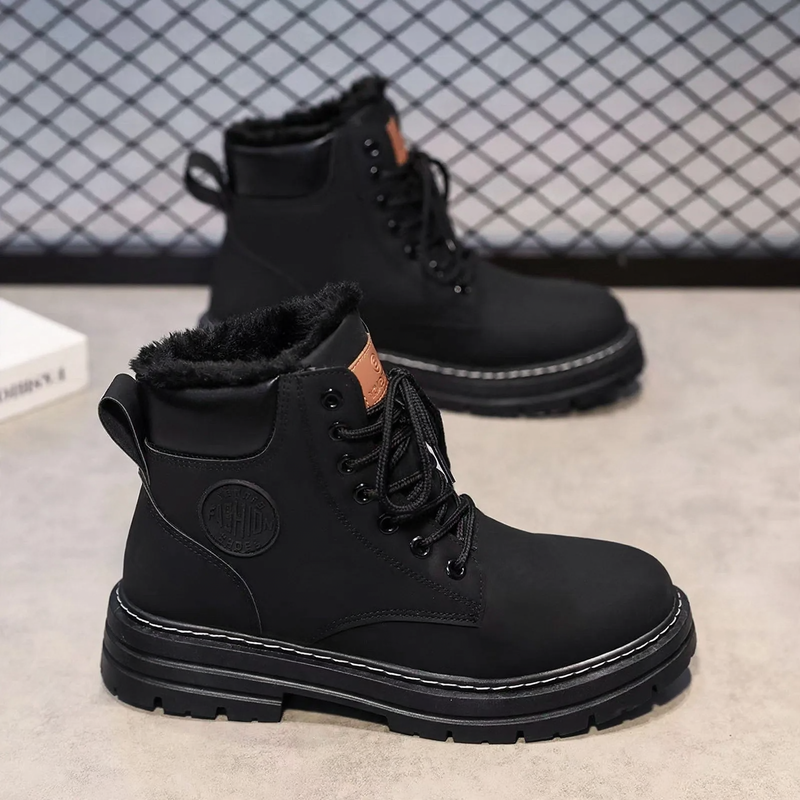 Men's work boots, lined, in British style