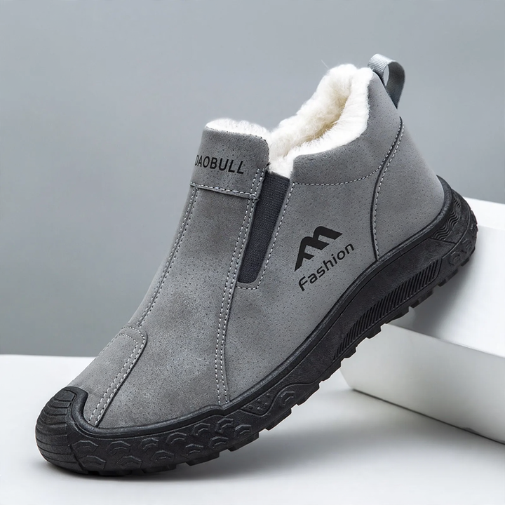 Padded men's winter boots, non-slip, mid-height shaft