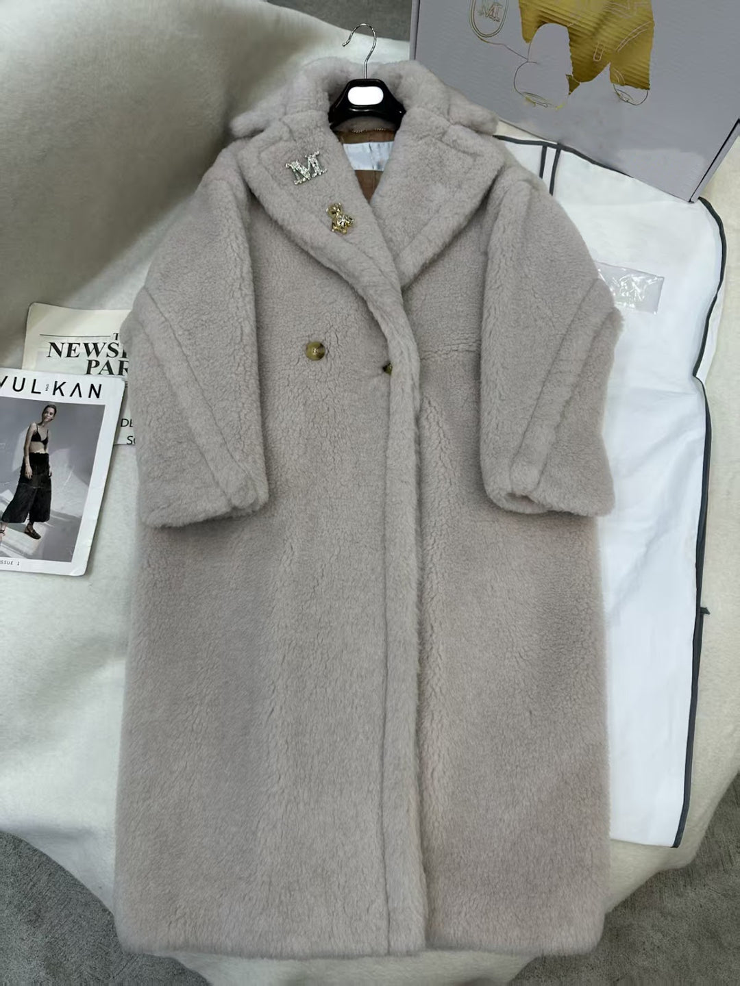 Long teddy coat made of wool and alpaca wool