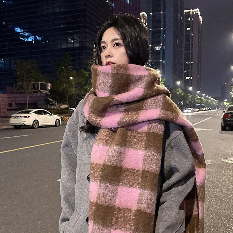 Women’s wool scarf in various colors