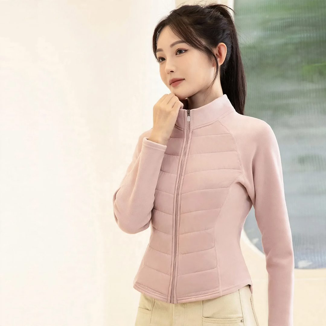 Women's quilted jacket with graphene technology