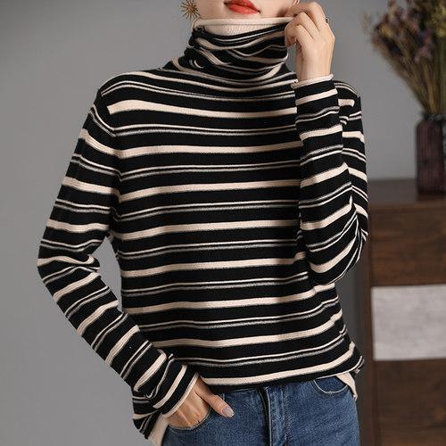 Ladies long sleeve shirt with stand-up collar and striped pattern
