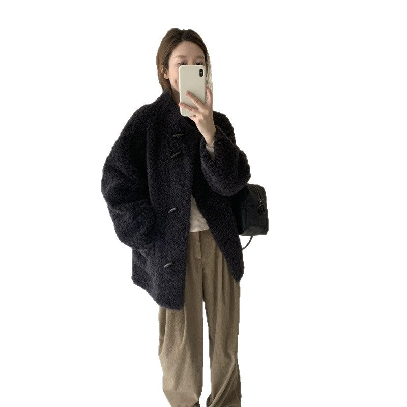 Wool coat with stand-up collar and toggle buttons