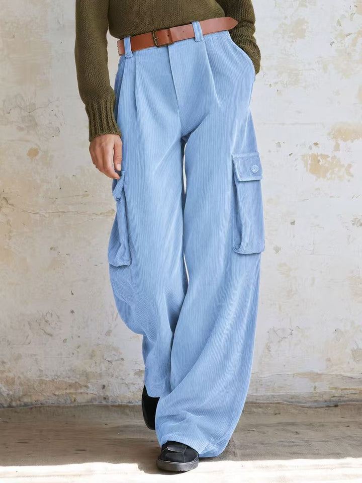 Versatile corduroy cargo pants with high waistband