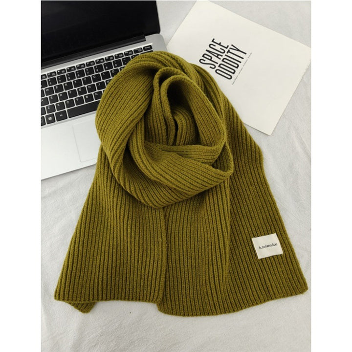 Warmer knitted scarf for women, versatile and fashionable