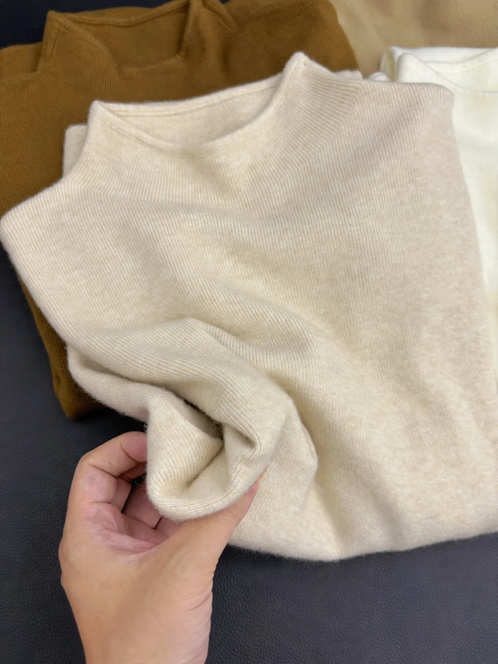 Women’s knit sweater with stand-up collar