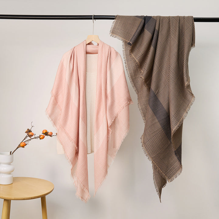 Square scarf made of merino wool with check pattern, 140x140 cm