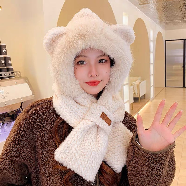 Fluffy hoodie set with bear design