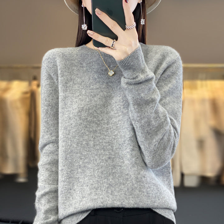 Women's knitted sweater, seamless, crew neck