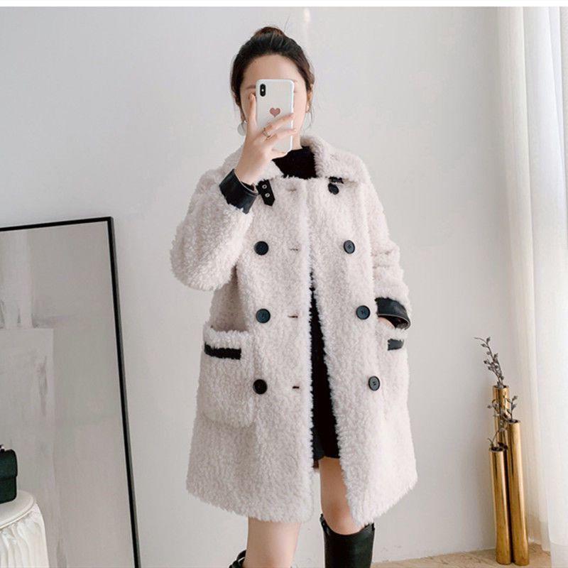 Mid-length lambskin coat for women