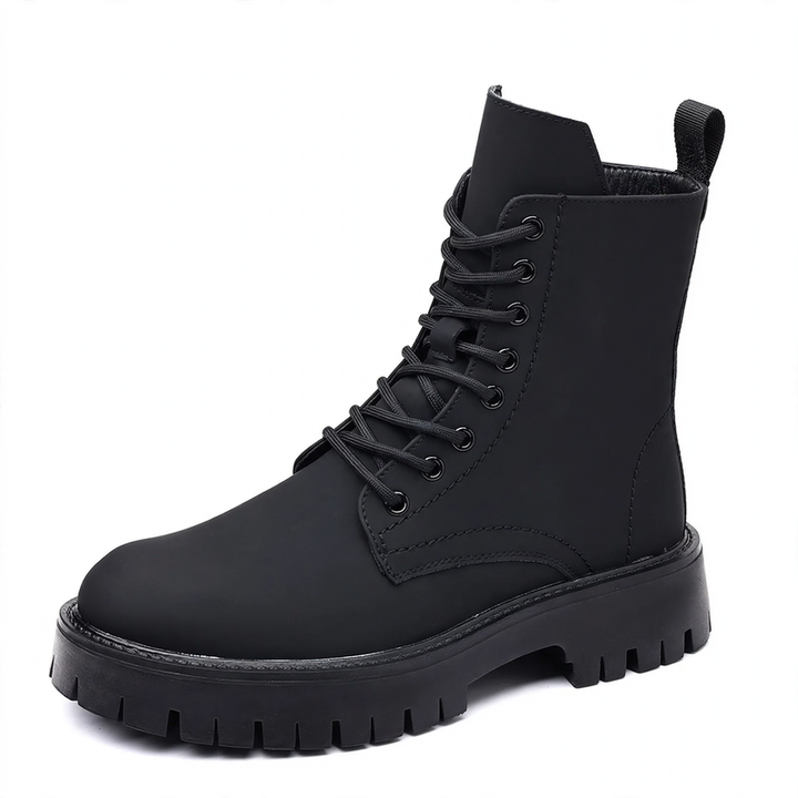 Elegant men's ankle boots made of soft material