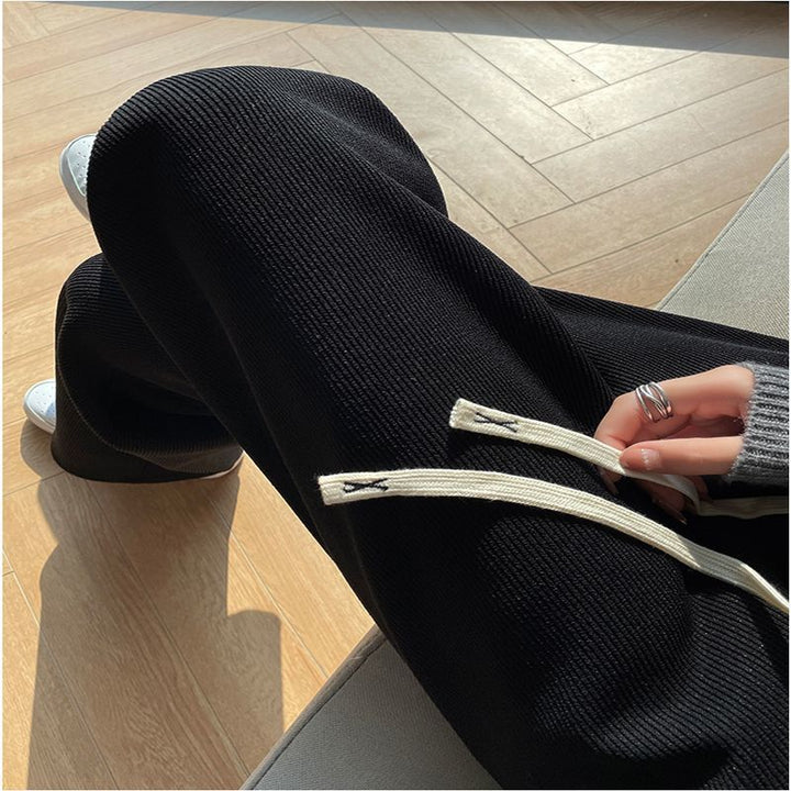 Straight-cut corduroy pants for women