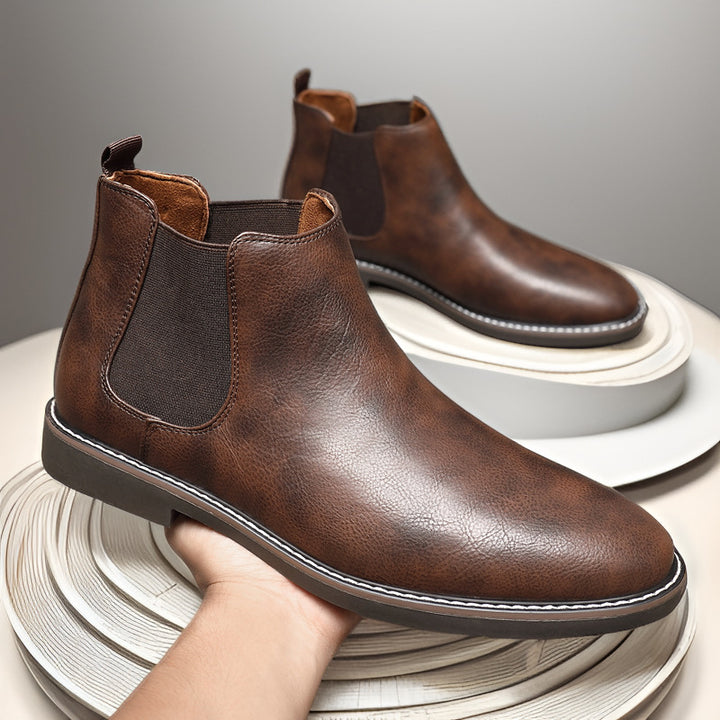 Men's Chelsea Boots in British Vintage Style