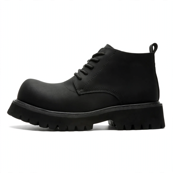 Men's work boots with thick sole