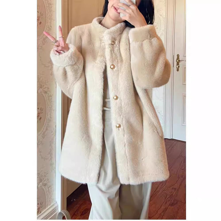 Fluffy faux fur coat in mink look
