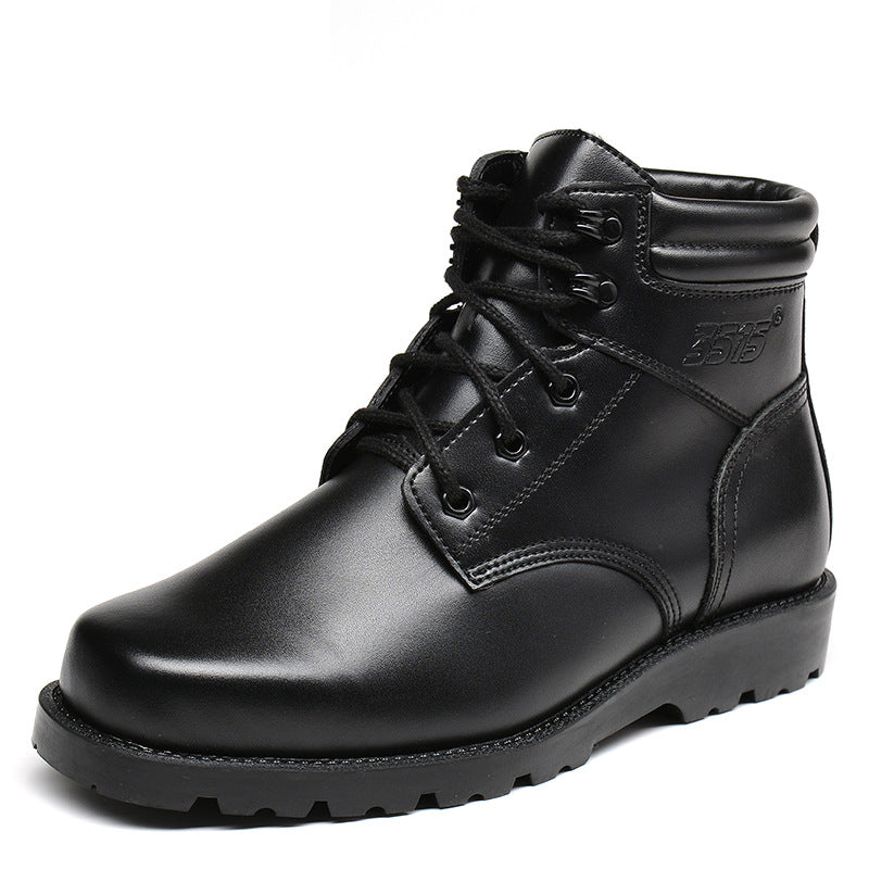 Men's winter boots made of genuine leather with lambskin lining