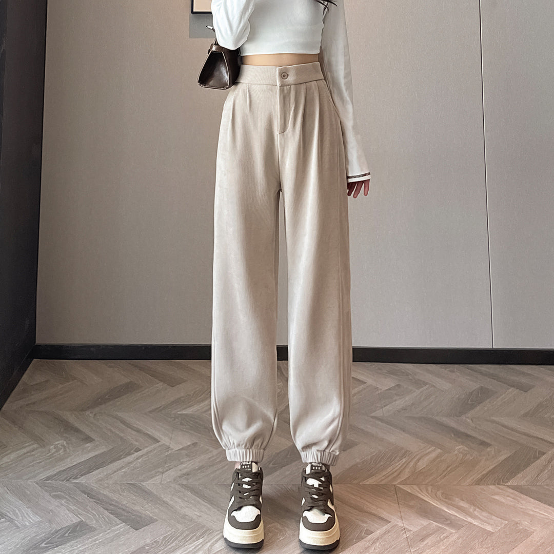 Ladies leisure pants made of chenille cord, elastic leg cuffs