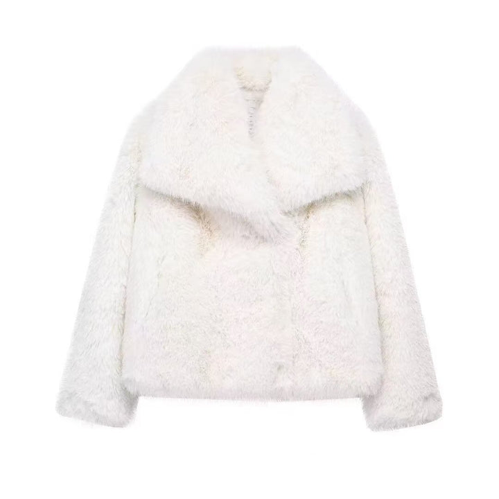 Fashionable faux fur coat with large lapels