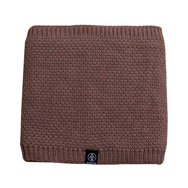Knitted tubular scarf, lined