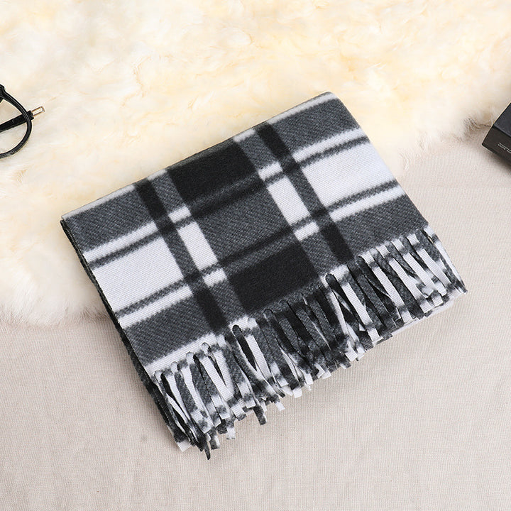 Classic plaid scarf made of double-sided fleece