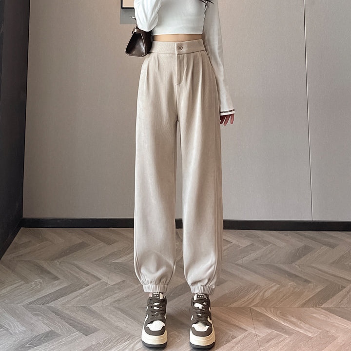 Ladies leisure pants made of chenille cord, elastic leg cuffs