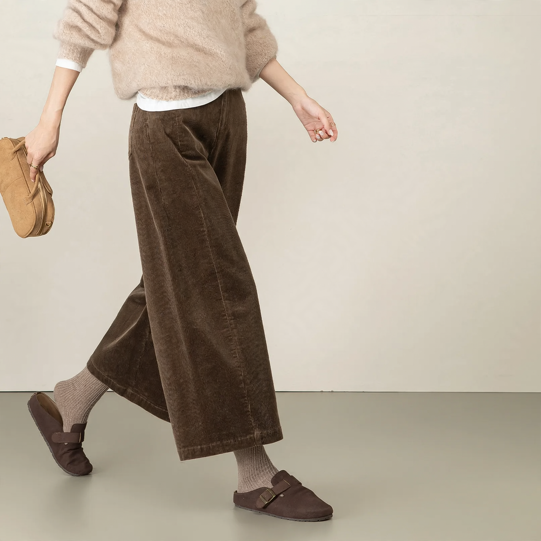 Cord pants in cocoon shape, 7/8 length
