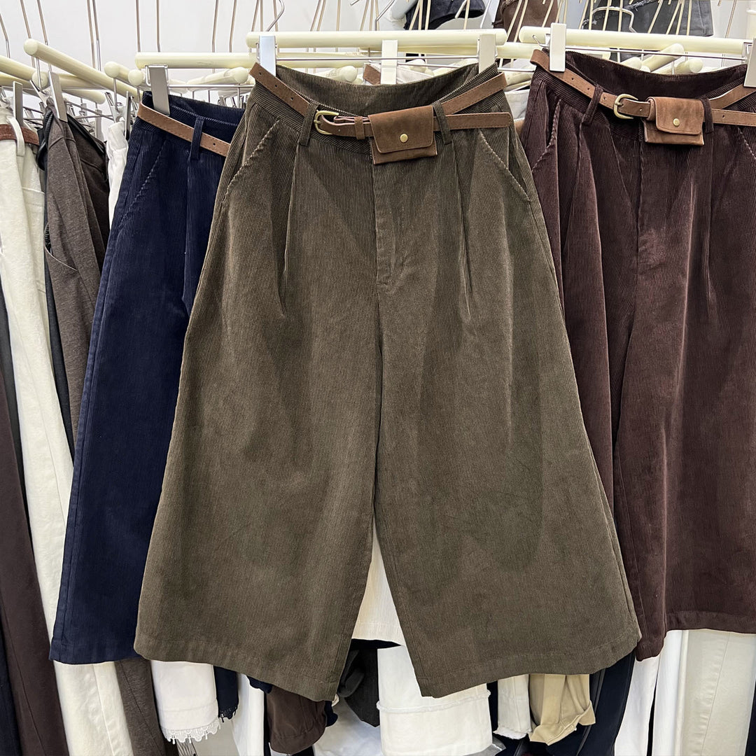 Women's corduroy pants, knee-length, with belt pocket