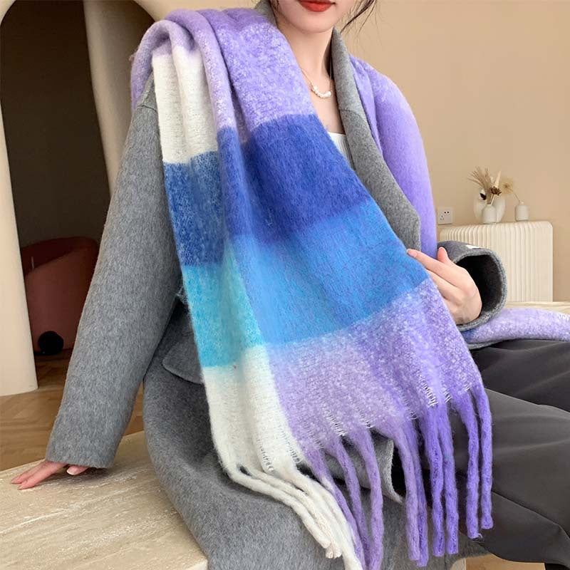 Checked scarf in mohair look, warming