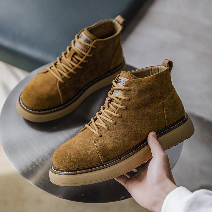 Men's vintage style boots with platform sole