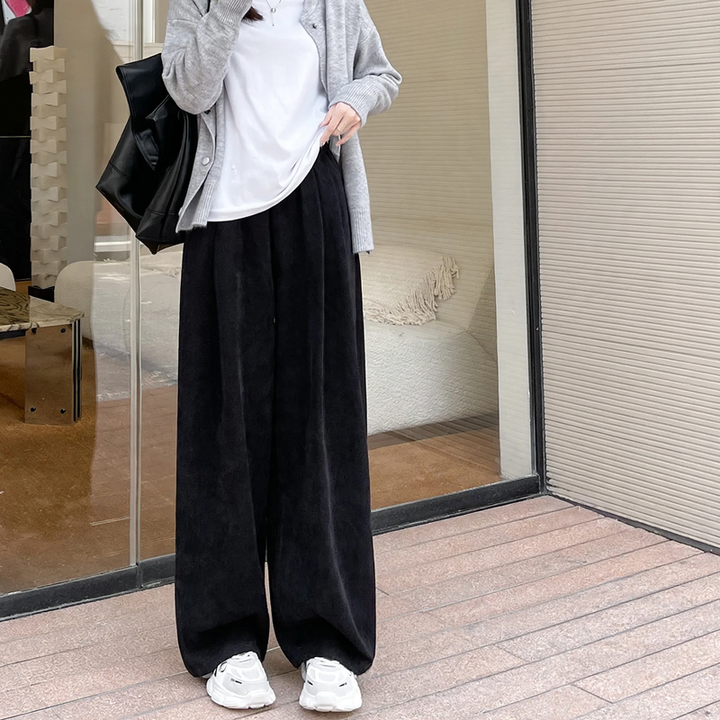 Women's corduroy trousers with wide legs and straight cut