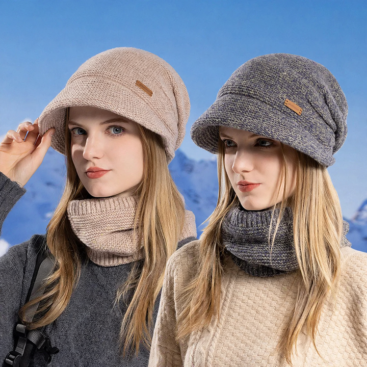 Knitted hat and scarf set with lining
