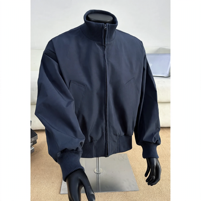 Men's aviator-style down jacket, 90% white duck down
