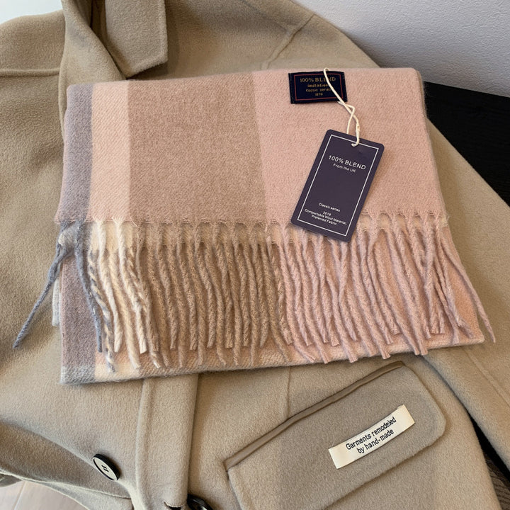 Checked scarf in retro style for women and men