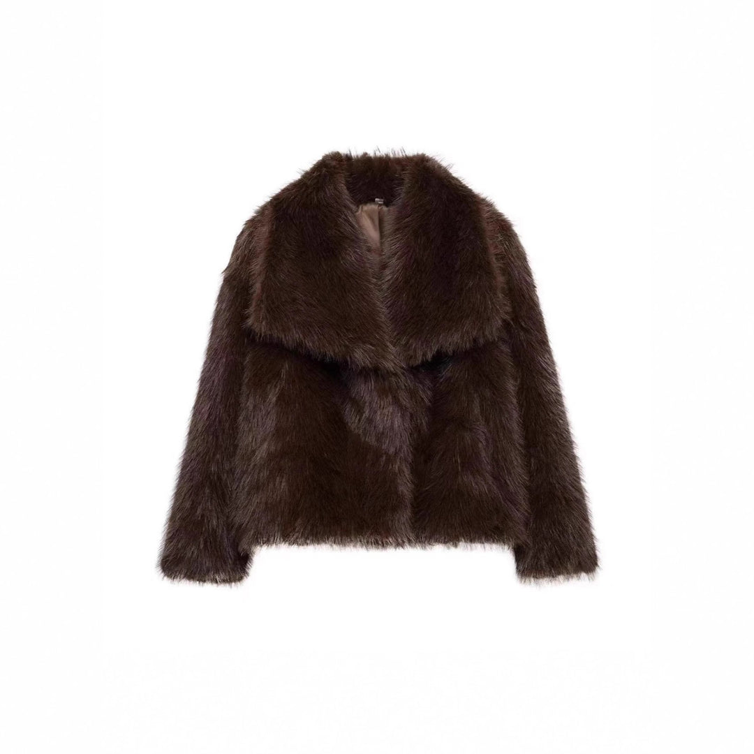Fashionable faux fur coat with large lapels