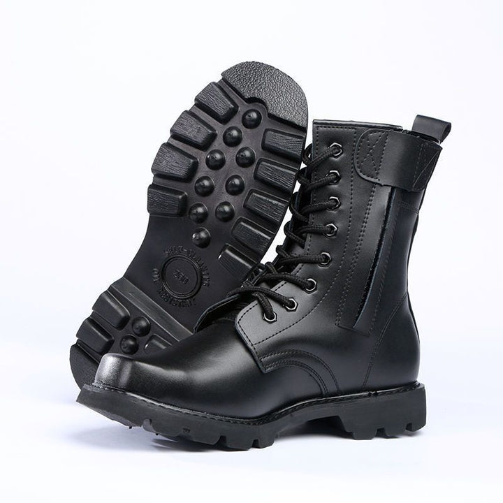 Robust men's work boots with high shaft