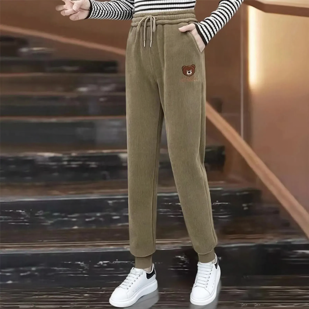 Padded women's corduroy joggers with cuffs