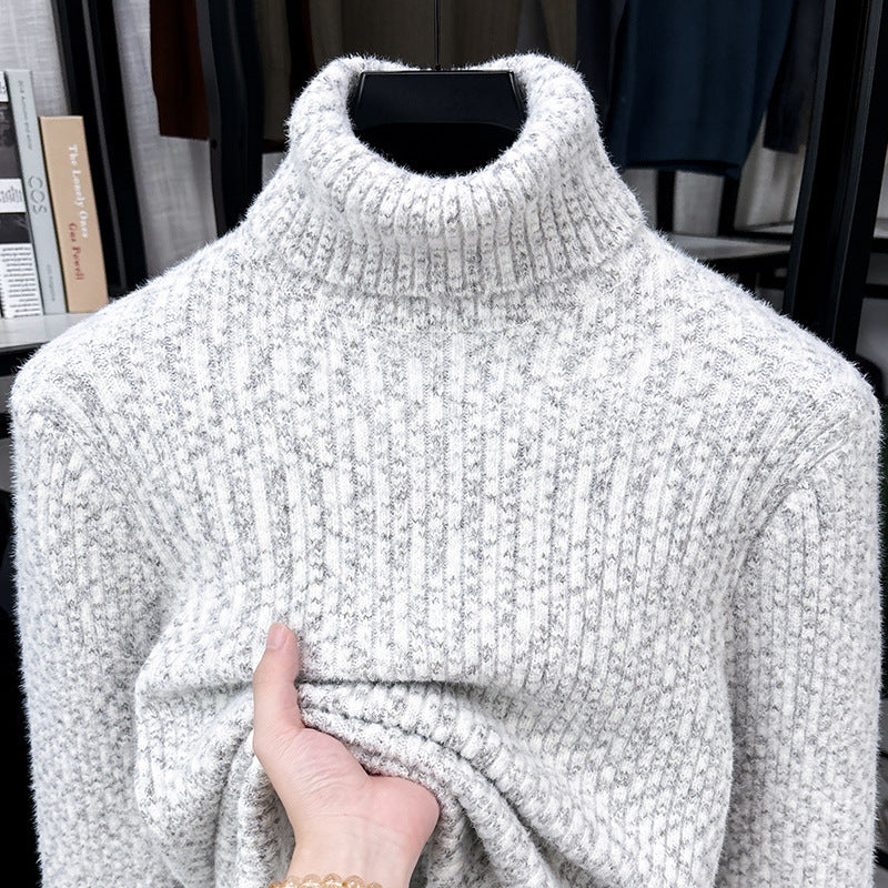 Warmer men's turtleneck sweater with wool content and lining