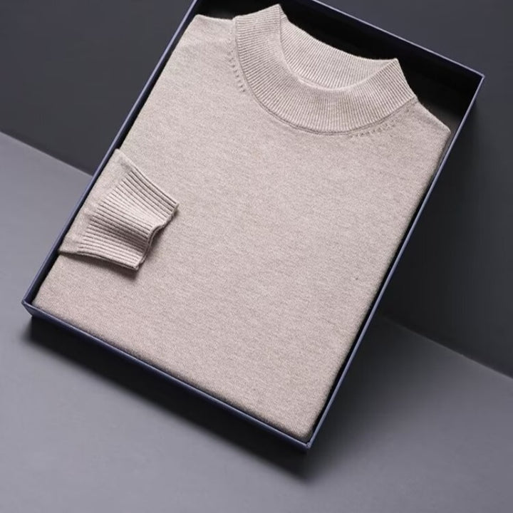 Men's wool sweater with roll neck, plain and warm