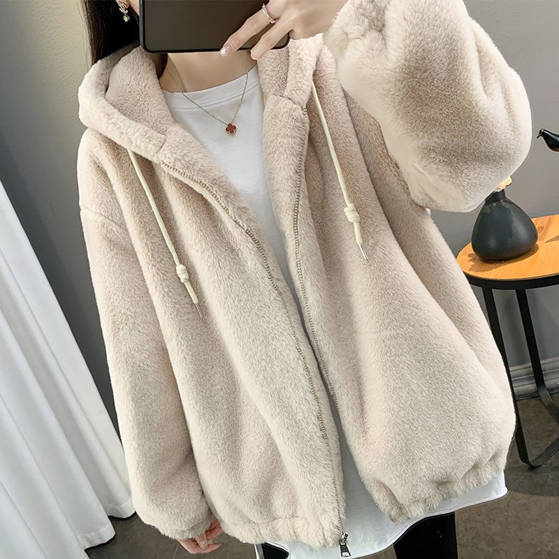Women's lamb fleece coat with hood, mid-length