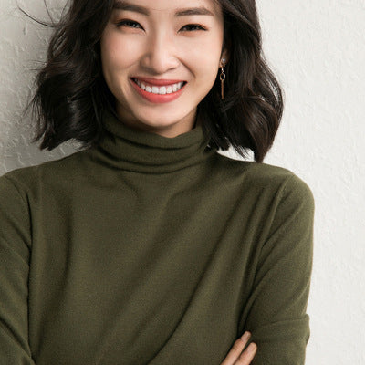 Women's turtleneck sweater, slim fit