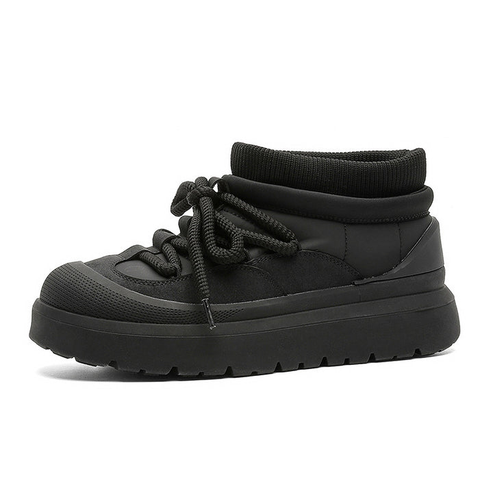 Padded men's ankle boots made of leather