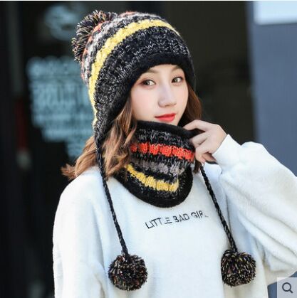 Knitted hat and scarf set