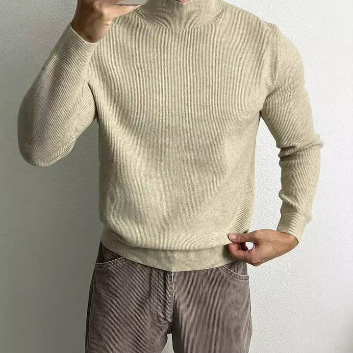 Men's knitted pullover, stand-up collar, form-fitting