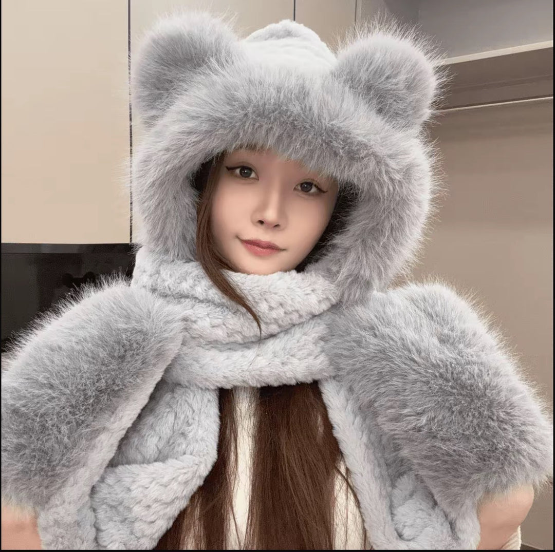 3-in-1 Set: Hat, Scarf and Gloves, fluffy