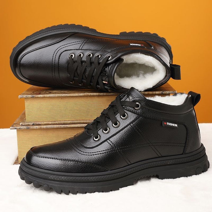 Padded men's winter boots, warm and durable